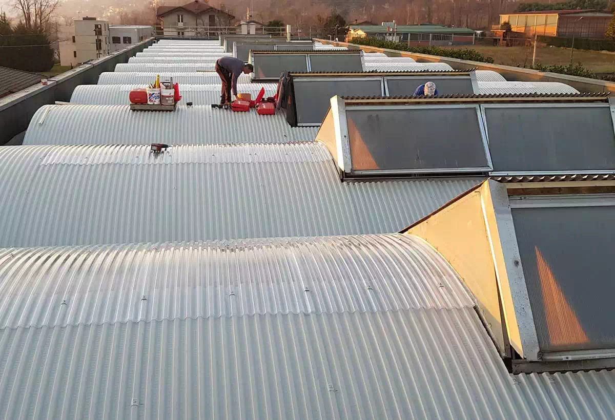 rifacimento-coperture-pannelli-coibentati-a-novara